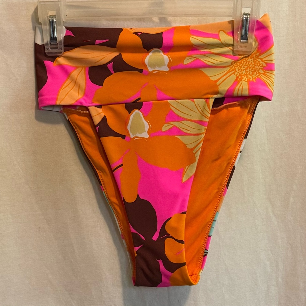 AA-582 Aerie NWT High Cut Cheeky Colorful Tropical Floral Bikini Bottoms Size XS